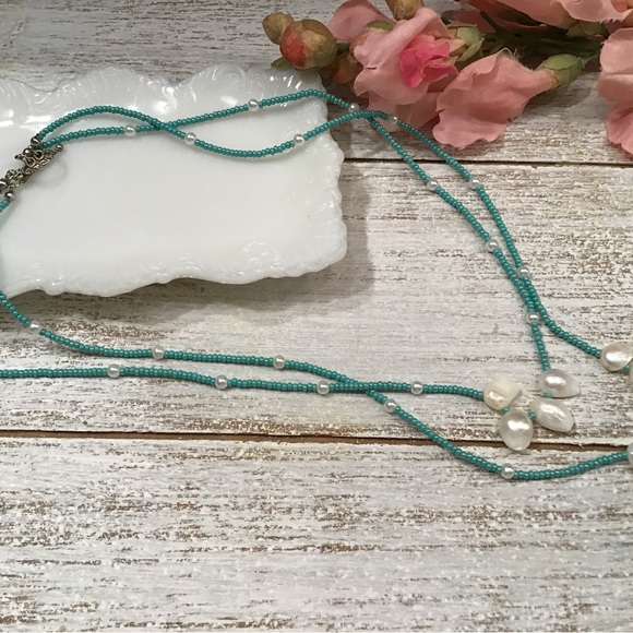 Mother Of Pearl Necklace - Picture 5 of 8